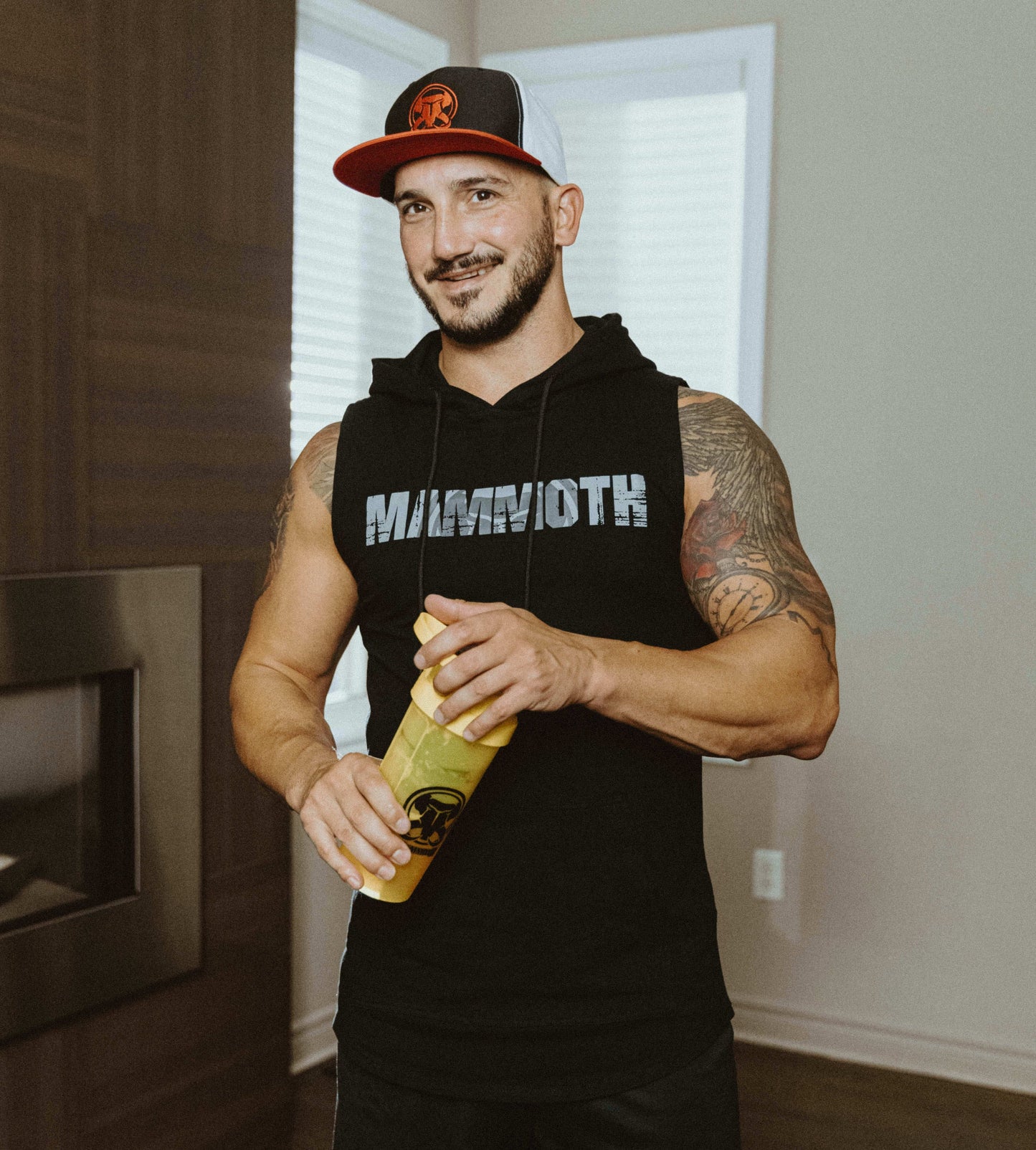 :: MAMMOTH CLASSIC SLEEVELESS HOODIE - BLACK